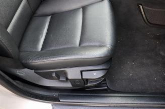 BMW 5-serie 5 serie (F10), Sedan, 2009 / 2016 523i 24V picture 31