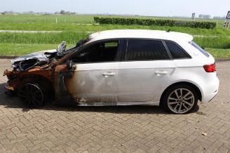 Audi A3 A3 Sportback (8VA/8VF), Hatchback 5-drs, 2012 / 2020 1.4 TFSI 16V 40 e-tron picture 4