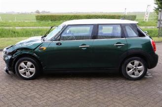 Mini Cooper Mini (F55), Hatchback 5-drs, 2013 1.5 12V Cooper picture 6