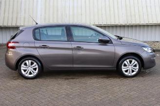 Salvage car Peugeot 308 308 (L3/L8/LB/LH/LP), Hatchback 5-drs, 2013 / 2021 1.6 16V THP 2014/2