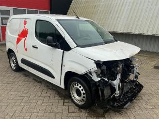 Salvage car Opel Combo Combo Cargo, Van, 2018 1.6 CDTI 100 2019/10
