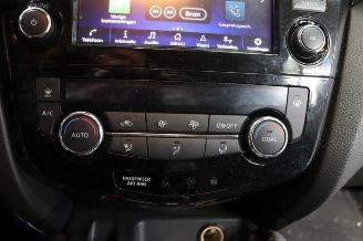Nissan Qashqai Qashqai (J11), SUV, 2013 / 2021 1.3 DIG-T 140 16V picture 11