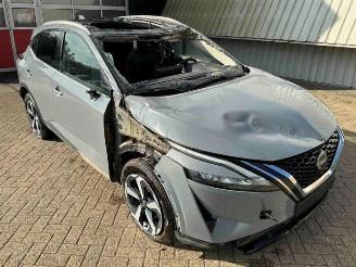 Coche siniestrado Nissan Qashqai Qashqai (J12), SUV, 2021 1.3 DIG-T 150 16V 2023/6