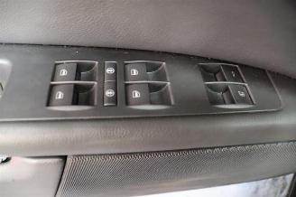 Volkswagen Phaeton Phaeton (3D), Sedan, 2002 / 2016 6.0 W12 48V 4Motion picture 19