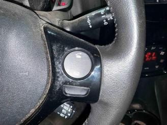 Peugeot 108 108, Hatchback, 2014 1.0 12V picture 16