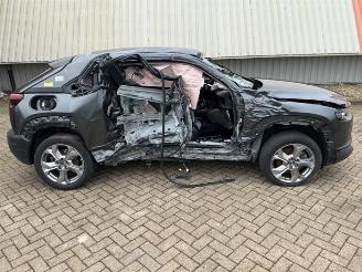 Autoverwertung Mazda MX-30 MX-30, SUV, 2020 e-SkyActiv 145 2021/5
