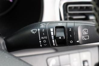 Kia Stonic Stonic (YB), SUV, 2017 1.0i T-GDi 12V picture 28