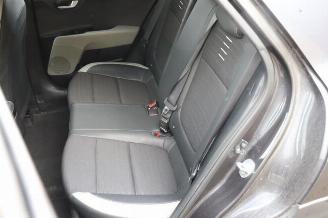 Kia Stonic Stonic (YB), SUV, 2017 1.0i T-GDi 12V picture 14