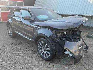 Coche siniestrado Land Rover Range Rover Evoque Range Rover Evoque (LVJ/LVS), SUV, 2011 / 2019 2.0 eD 150 16V 5-drs. 2015/10