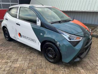 Salvage car Toyota Aygo Aygo (B40), Hatchback, 2014 1.0 12V VVT-i 2021/6