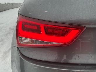 Audi A1 A1 (8X1/8XK), Hatchback 3-drs, 2010 / 2018 1.6 TDI 16V picture 29