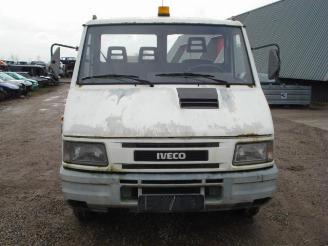 Iveco Daily pick-up picture 1