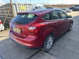 Damaged car Ford Focus 1.0 ECOBOOST EDITION PLUS 2014/2