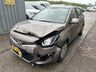 Hyundai I-20 1.2 I-MOTION picture 3
