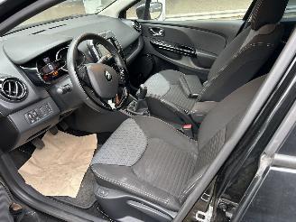 Renault Clio ESTATE 0.9 TCE DYNAMIQUE picture 8