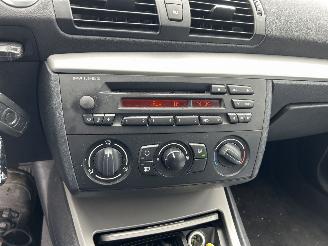 BMW 1-serie 116 I HIGH EXECUTIVE picture 8