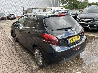  Peugeot 208 1.2 PURETECH BLEU PREMIUM 2015/10