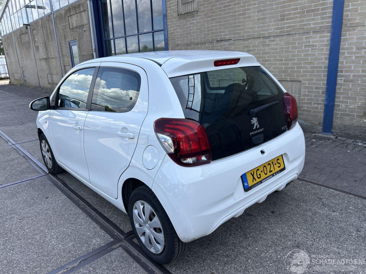 Peugeot 108 1.0 e-VTI TOP