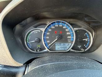 Toyota Yaris 1.5  Hybrid Dynamic picture 9