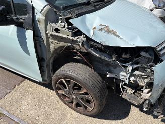 Toyota Yaris 1.5  Hybrid Dynamic picture 7