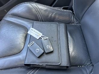 Volvo V-60 2.4 D6 AWD PLUG IN HYBRID SUMMUM picture 12