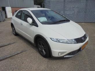 Honda Civic 1.4i Type S 16_V (FK13/FK17/FN4) picture 2