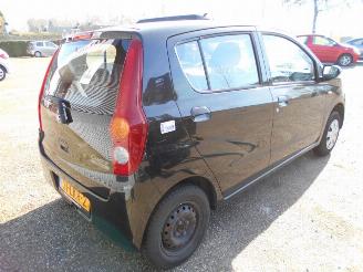 Daihatsu Cuore 1.0 12_V DVVT (L271; L276) picture 4