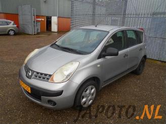 krockskadad bil auto Nissan Note Note (E11), MPV, 2006 / 2013 1.4 16V 2006/9