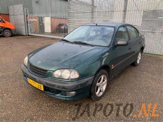 Auto da rottamare Toyota Avensis Avensis (T22), Sedan, 1997 / 2003 1.8 16V 1998/5