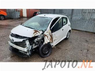 Purkuautot passenger cars Toyota Aygo Aygo (B10), Hatchback, 2005 / 2014 1.0 12V VVT-i 2014/9