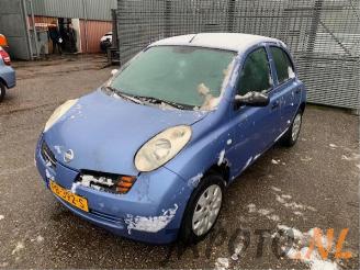 krockskadad bil auto Nissan Micra  2003/11