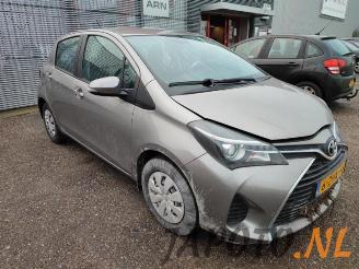 Toyota Yaris Yaris III (P13), Hatchback, 2010 / 2020 1.0 12V VVT-i picture 6