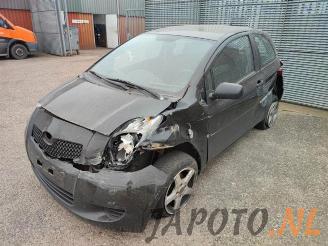 Auto da rottamare Toyota Yaris Yaris II (P9), Hatchback, 2005 / 2014 1.3 16V VVT-i 2007/11