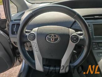 Toyota Prius Prius (ZVW3), Hatchback, 2009 / 2016 1.8 16V picture 16