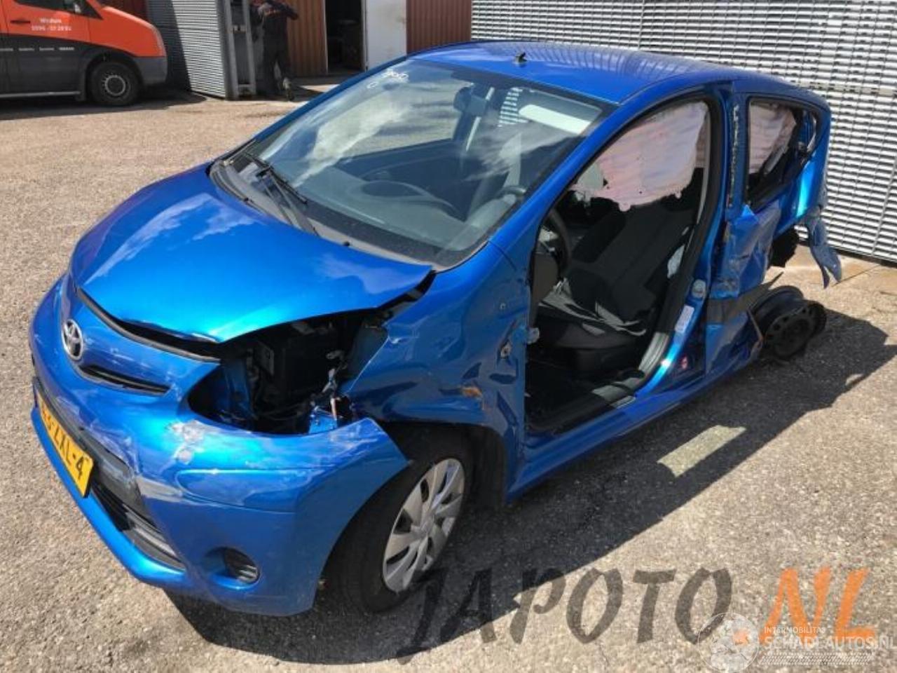 Toyota Aygo Aygo (B10), Hatchback, 2005 / 2014 1.0 12V VVT-i