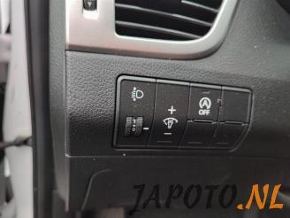 Hyundai I-30 i30 Wagon (GDHF5), Combi, 2012 1.6 CRDi Blue Drive 16V VGT picture 13