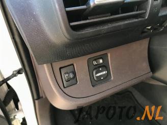 Toyota iQ iQ, Hatchback 3-drs, 2009 / 2015 1.0 12V VVT-i picture 12