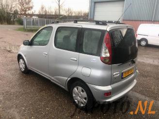 Toyota Yaris-verso Yaris Verso (P2), MPV, 1999 / 2005 1.3 16V picture 3