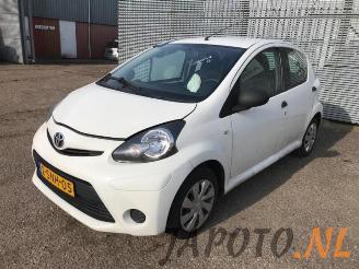 Sloopauto Toyota Aygo Aygo (B10), Hatchback, 2005 / 2014 1.0 12V VVT-i 2013/11