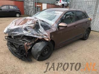 Damaged car Hyundai I-20 i20 (GBB), Hatchback, 2014 / 2020 1.2i 16V 2015/12