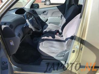 Toyota Yaris-verso Yaris Verso (P2), MPV, 1999 / 2005 1.5 16V picture 11