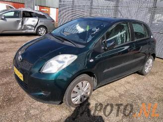disassembly passenger cars Toyota Yaris Yaris II (P9), Hatchback, 2005 / 2014 1.3 16V VVT-i 2007/3