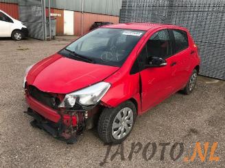 Salvage car Toyota Yaris Yaris III (P13), Hatchback, 2010 / 2020 1.4 D-4D-F 2013/11