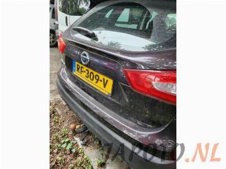 Damaged car Nissan Qashqai Qashqai (J11), SUV, 2013 1.2 DIG-T 16V 2014/6
