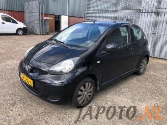 Démontage voiture Toyota Aygo Aygo (B10), Hatchback, 2005 / 2014 1.0 12V VVT-i 2010/3