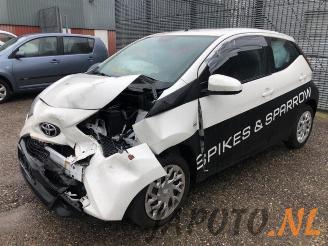 krockskadad bil auto Toyota Aygo Aygo (B40), Hatchback, 2014 1.0 12V VVT-i 2018/10