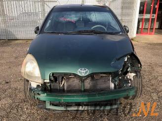 Toyota Yaris Yaris (P1), Hatchback, 1999 / 2005 1.0 16V VVT-i picture 2