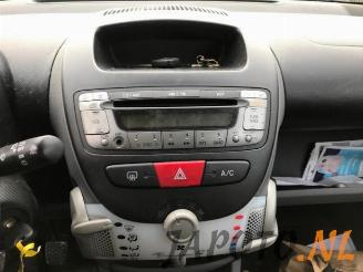 Toyota Aygo Aygo (B10), Hatchback, 2005 / 2014 1.0 12V VVT-i picture 11