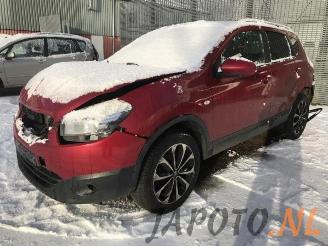 Damaged car Nissan Qashqai Qashqai (J10), SUV, 2007 / 2014 2.0 16V 2012/3