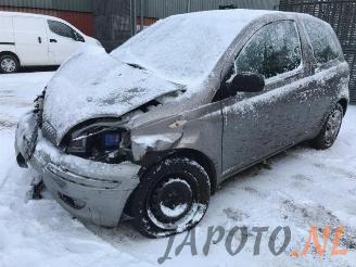 Auto da rottamare Toyota Yaris Yaris (P1), Hatchback, 1999 / 2005 1.0 16V VVT-i 2004/1
